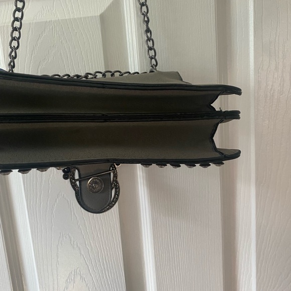 Stepping OUT … make a statement - Picture 1 of 5